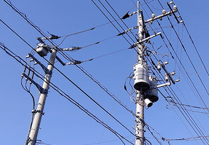 電柱の写真